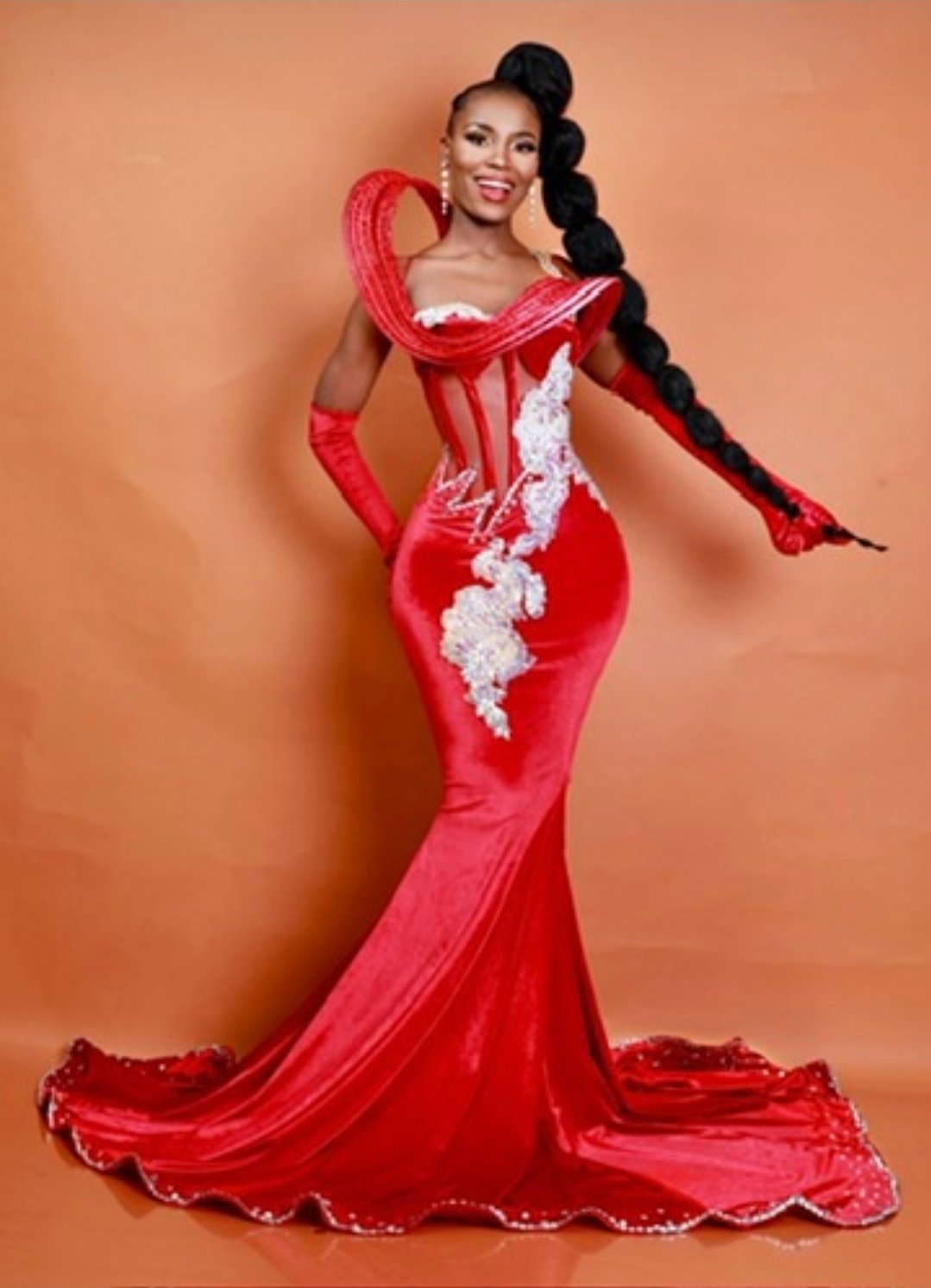 Scarlet photo 2