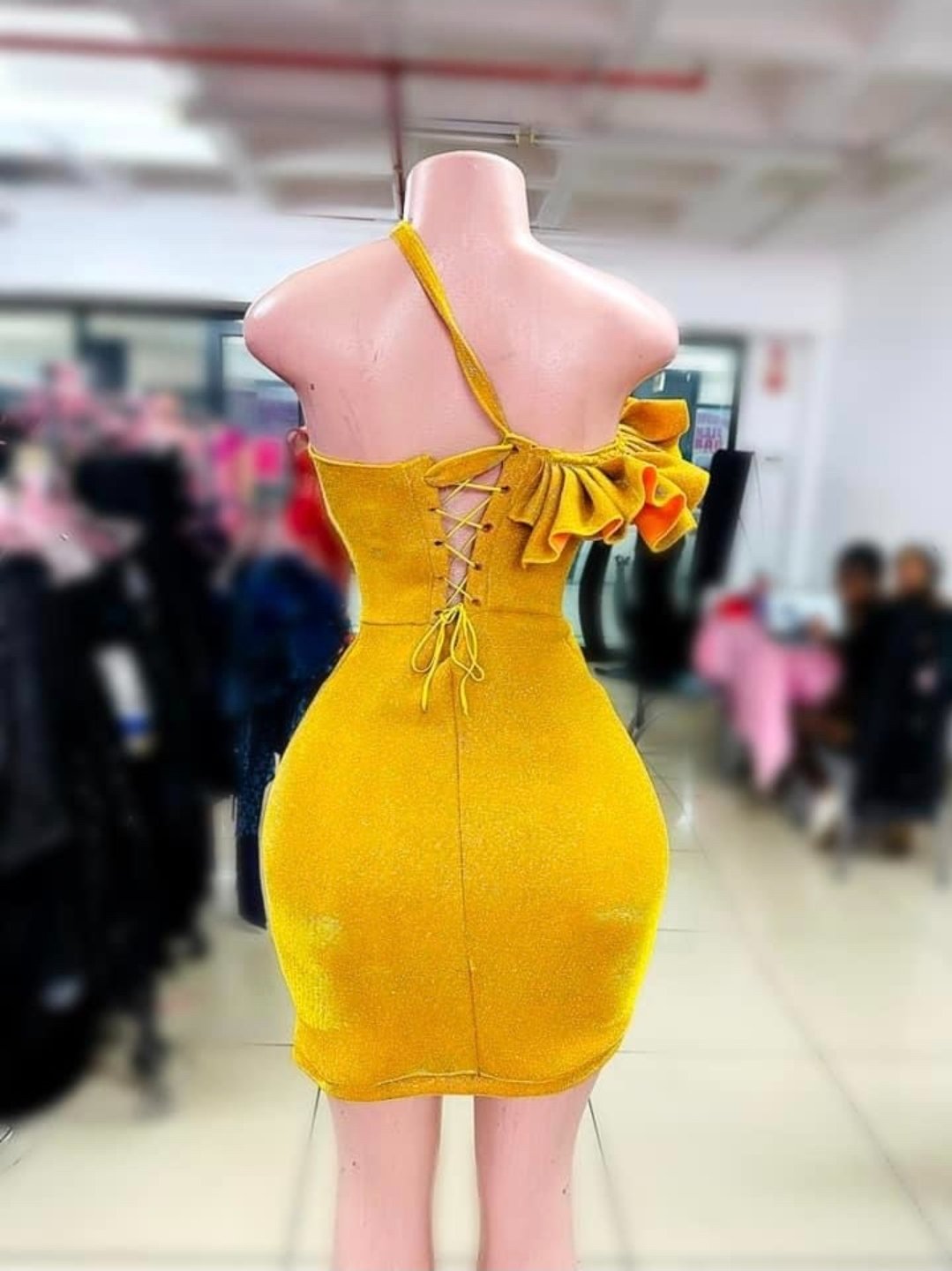 Yellowcandy photo 3